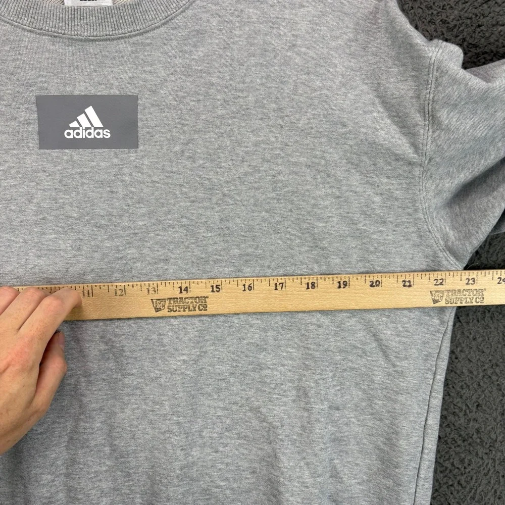 Adidas Mens Heather Gray Box Logo Crewneck Sweatshirt Medium Pullover Sportswear